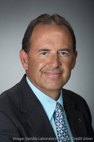 robert-chavez_320xx1333-2000-0-0